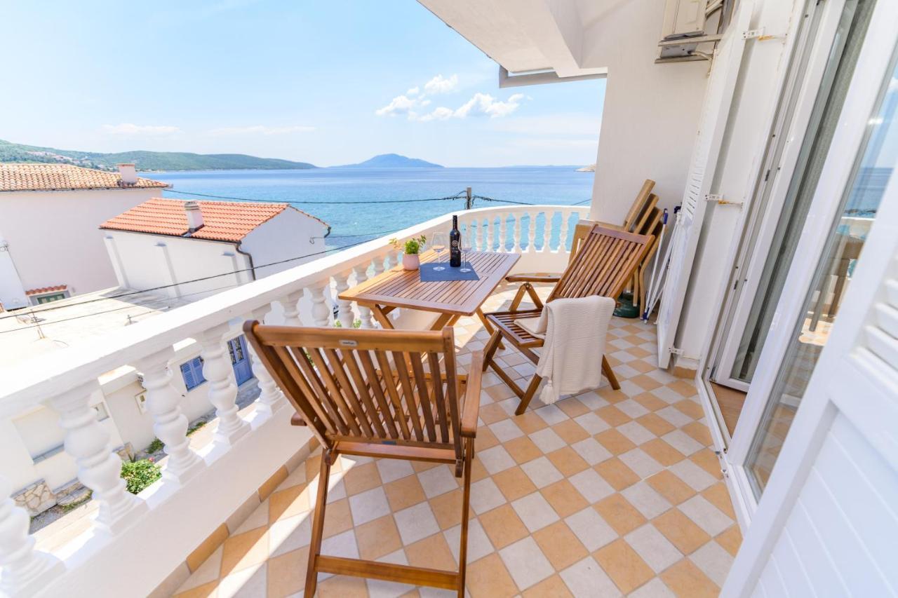 Apartmani Noris Martinscica  Bagian luar foto