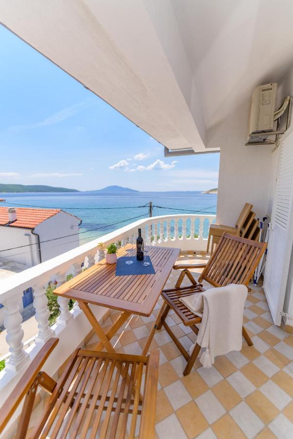 Apartmani Noris Martinscica  Bagian luar foto