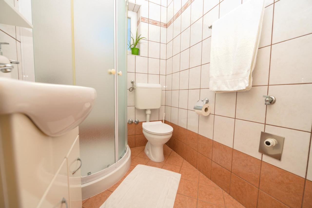 Apartmani Noris Martinscica  Bagian luar foto