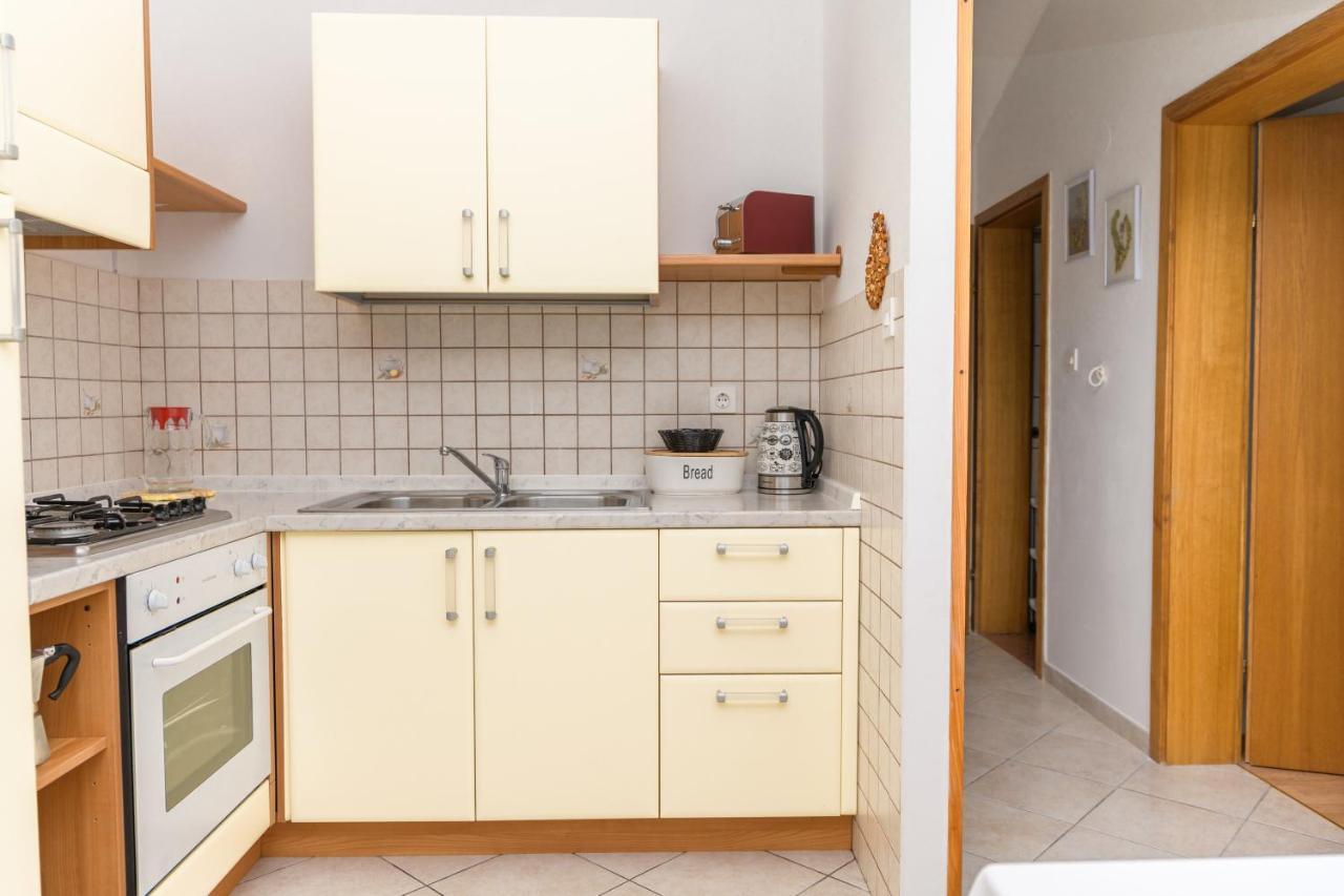 Apartmani Noris Martinscica  Bagian luar foto