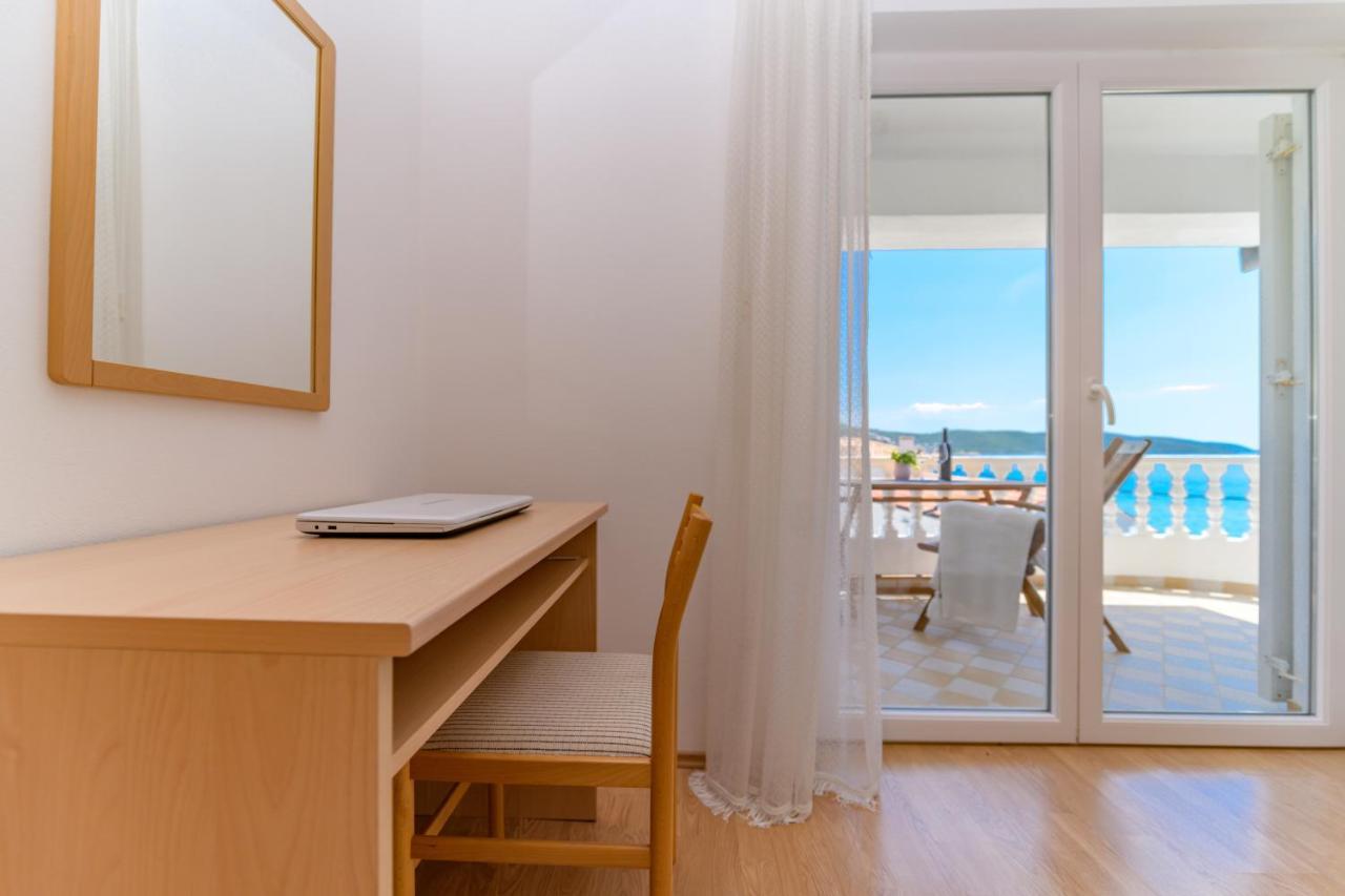 Apartmani Noris Martinscica  Bagian luar foto